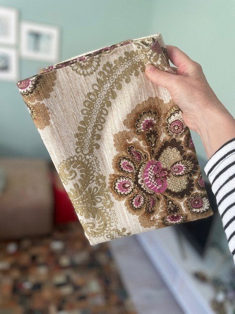 Stof beige paars bruin goud retro vintage NIEUW, Meerkleurig, 120 cm of meer, Nieuw, Ophalen of Verzenden