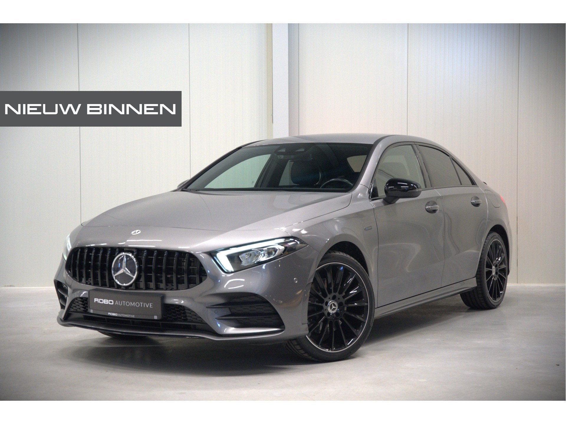Mercedes-Benz A-Klasse 250 e Business Solution AMG Limited |, Gebruikt, Euro 6, 4 cilinders, 15 kWh