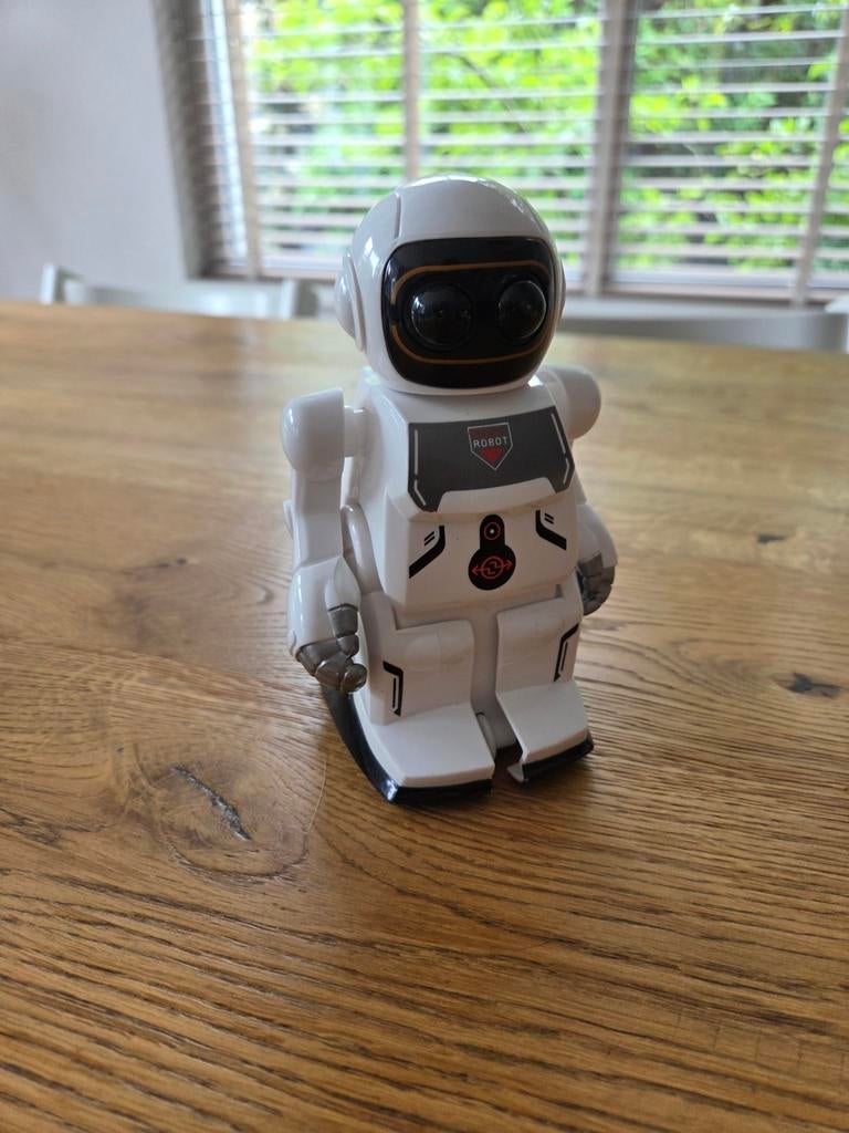 Zelf lopende robot, Ophalen of Verzenden, Zo goed als nieuw