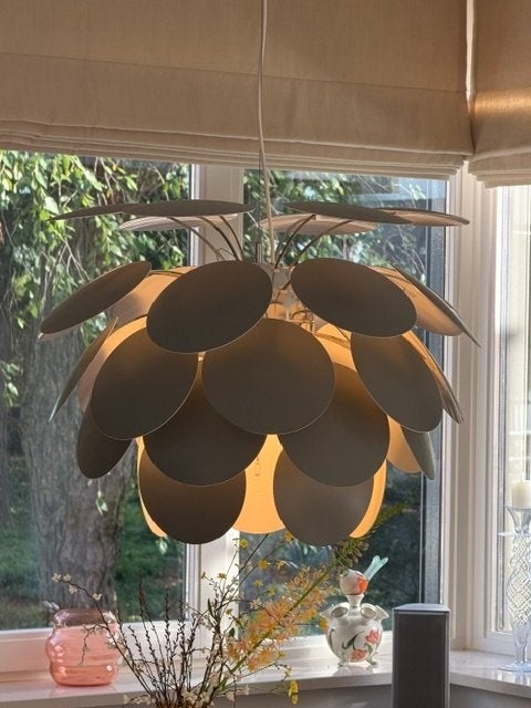 Foto 17 van Design Eetkamertafel COR Conic / Alvo stoelen en hanglamp