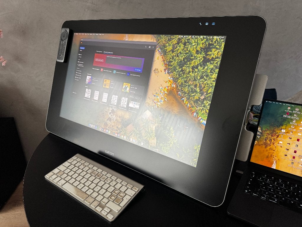 Wacom Cintiq 27QHD Pen & Touch + Ergo Stand, Computers en Software, Tekentablets, Ophalen, Gebruikt, Multi-touch, Wacom Intuos