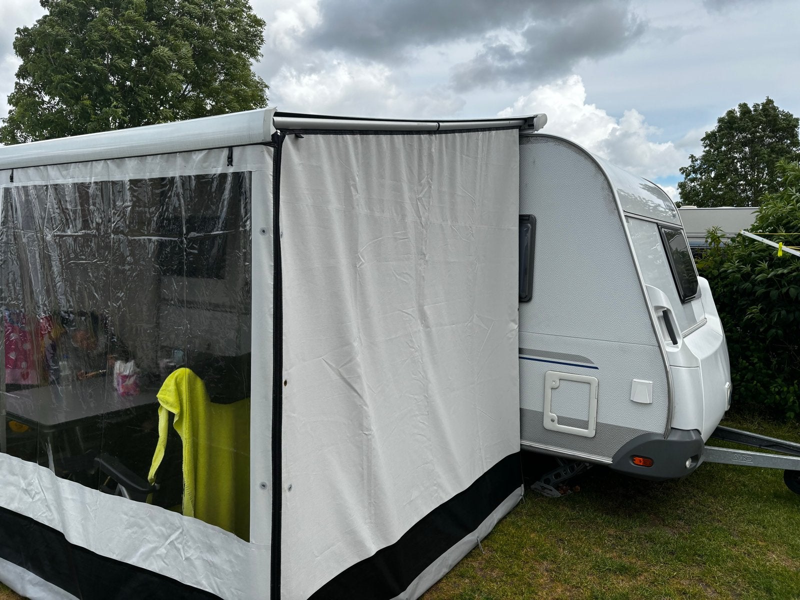 Thule Omnistor 6300 Zijwanden en voorwanden, Caravans en Kamperen, Voortenten en Luifels, Ophalen, Zo goed als nieuw, Polyester