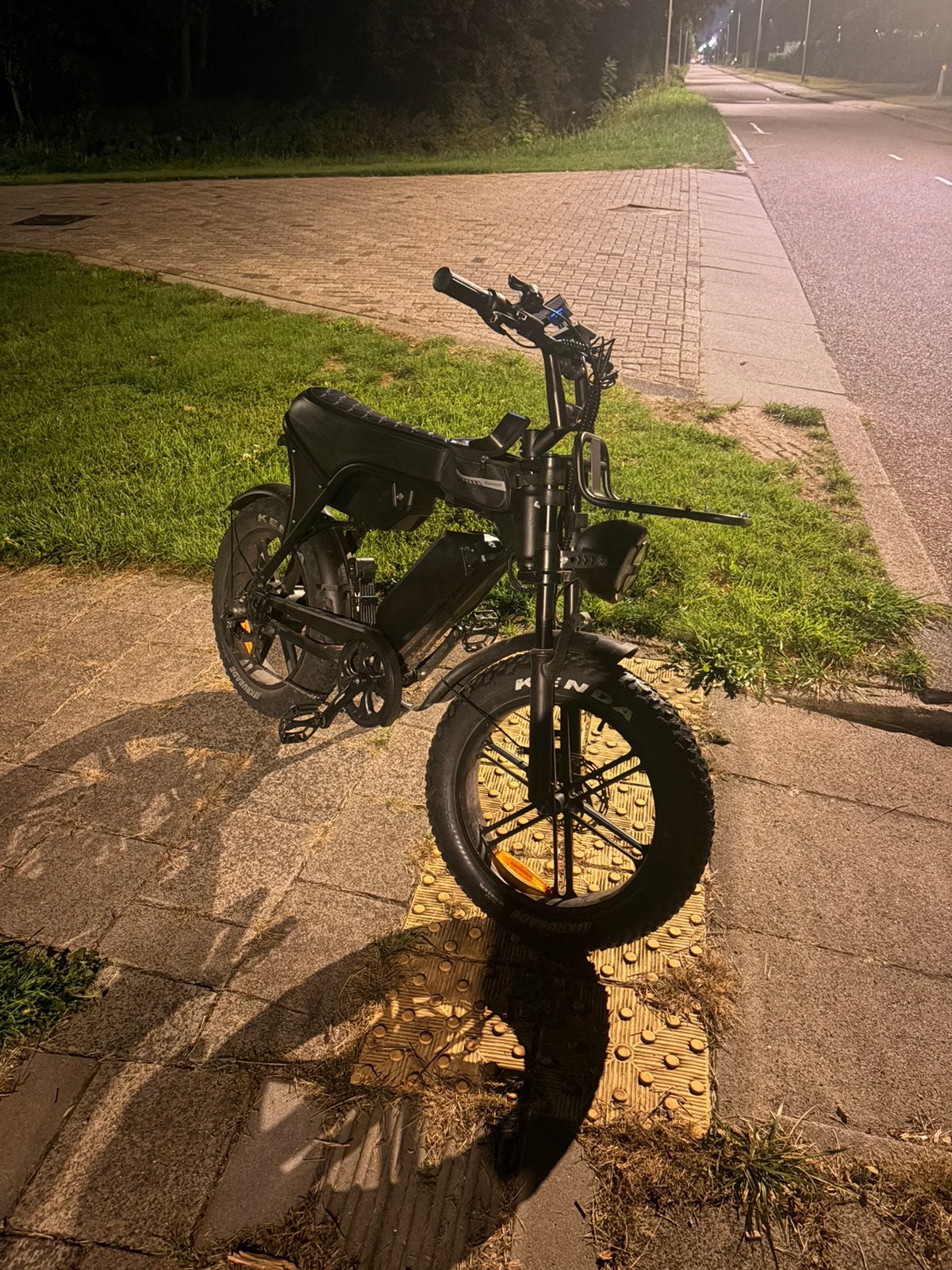 Fatbike v8 dubbele accu, Fietsen en Brommers, 59 cm of meer, Ophalen, Zo goed als nieuw, Overige merken