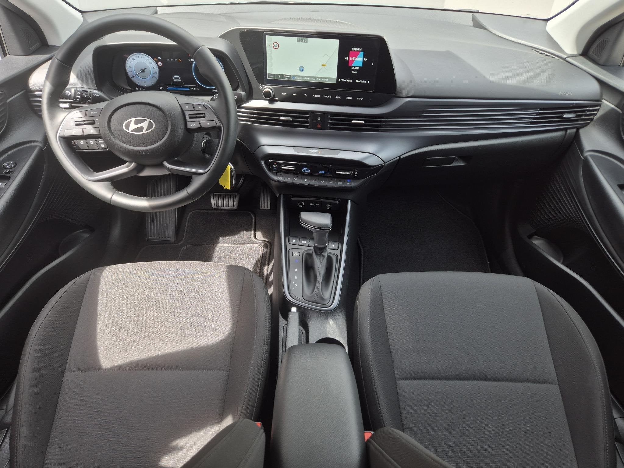 Hyundai i20 1.0 T-GDI Premium / Fabrieksgarantie tot 03-2030, Gebruikt, Euro 6, Automatische klimaatregeling, 1110 kg