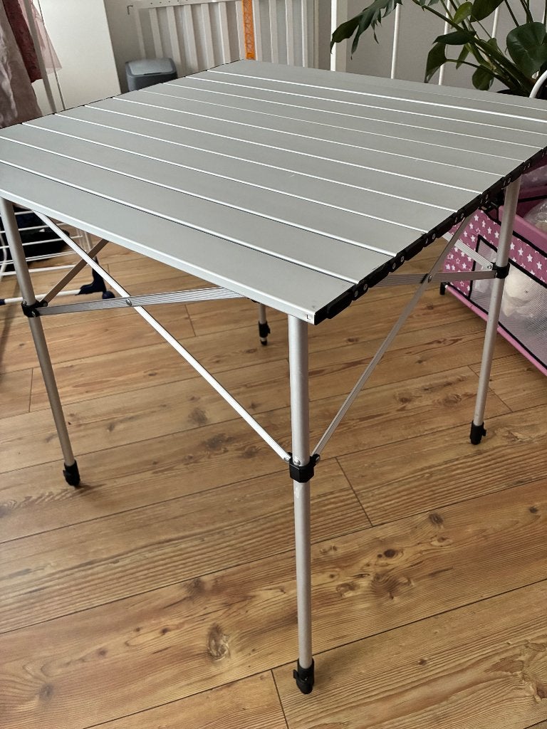 High peak campingtafel met rolblad, Ophalen, Zo goed als nieuw, Campingtafel