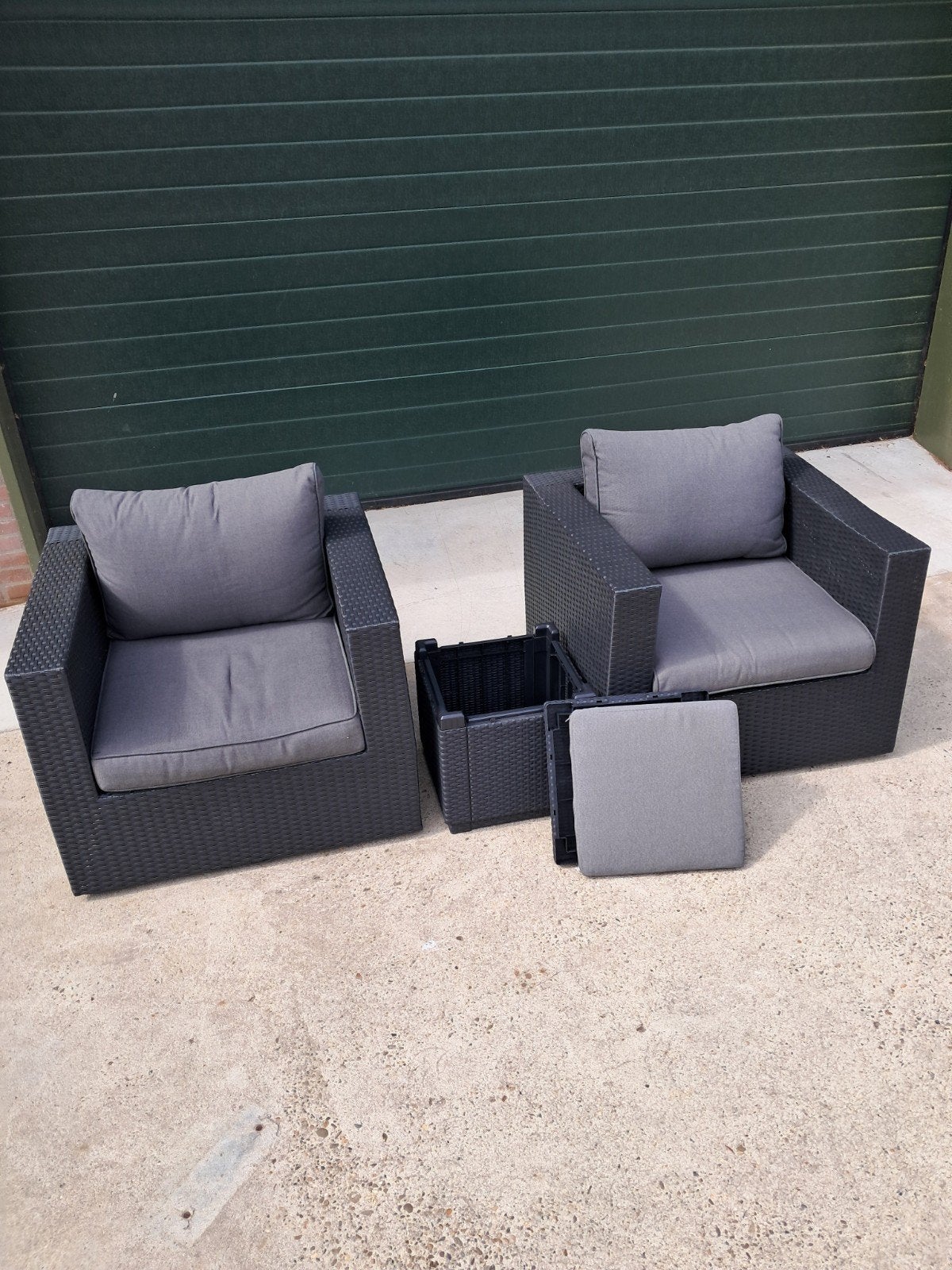 zgan mooie tuinset met kussens en tafeltje, Tuin en Terras, Bijzettafel, Zo goed als nieuw, Loungeset, Wicker
