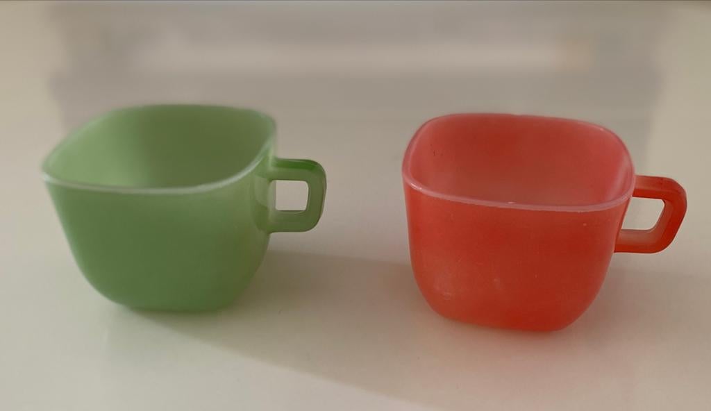 Vintage Opale soepkommen - Groen & Rood, Verzenden