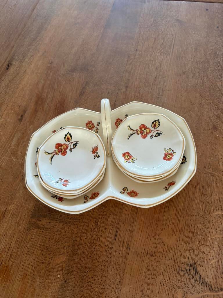 Leuk schaaltje met 6 petit four,schoteltjes, Ophalen of Verzenden