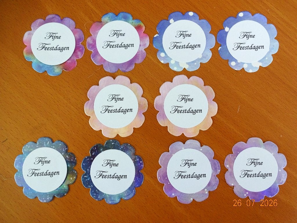 oplegkaartje glanskarton met tekst Fijne Feestdagen snijmal, Hobby en Vrije tijd, Kaarten | Zelf maken, Ophalen of Verzenden, Nieuw