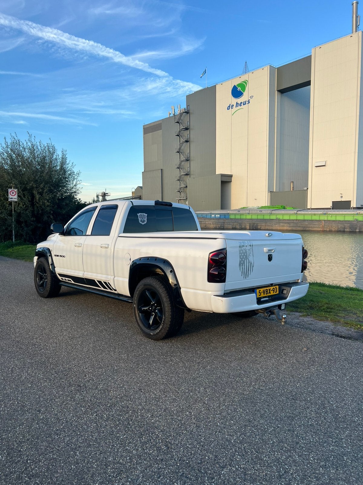 Dodge ram 1500 4.7 V8 magnum, Auto's, Automaat, Achterwielaandrijving, 8 cilinders, 2491 kg