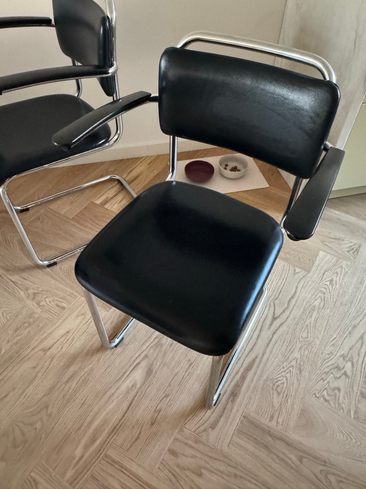4 Gispen 201 stoelen in zwart leer, Dutch Design, Ophalen, Zwart, Leer, Zo goed als nieuw