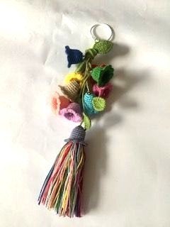 kleurrijke hanger met klokbloemen en kwast Nieuw, Ophalen, Meerkleurig, Boho, Nieuw