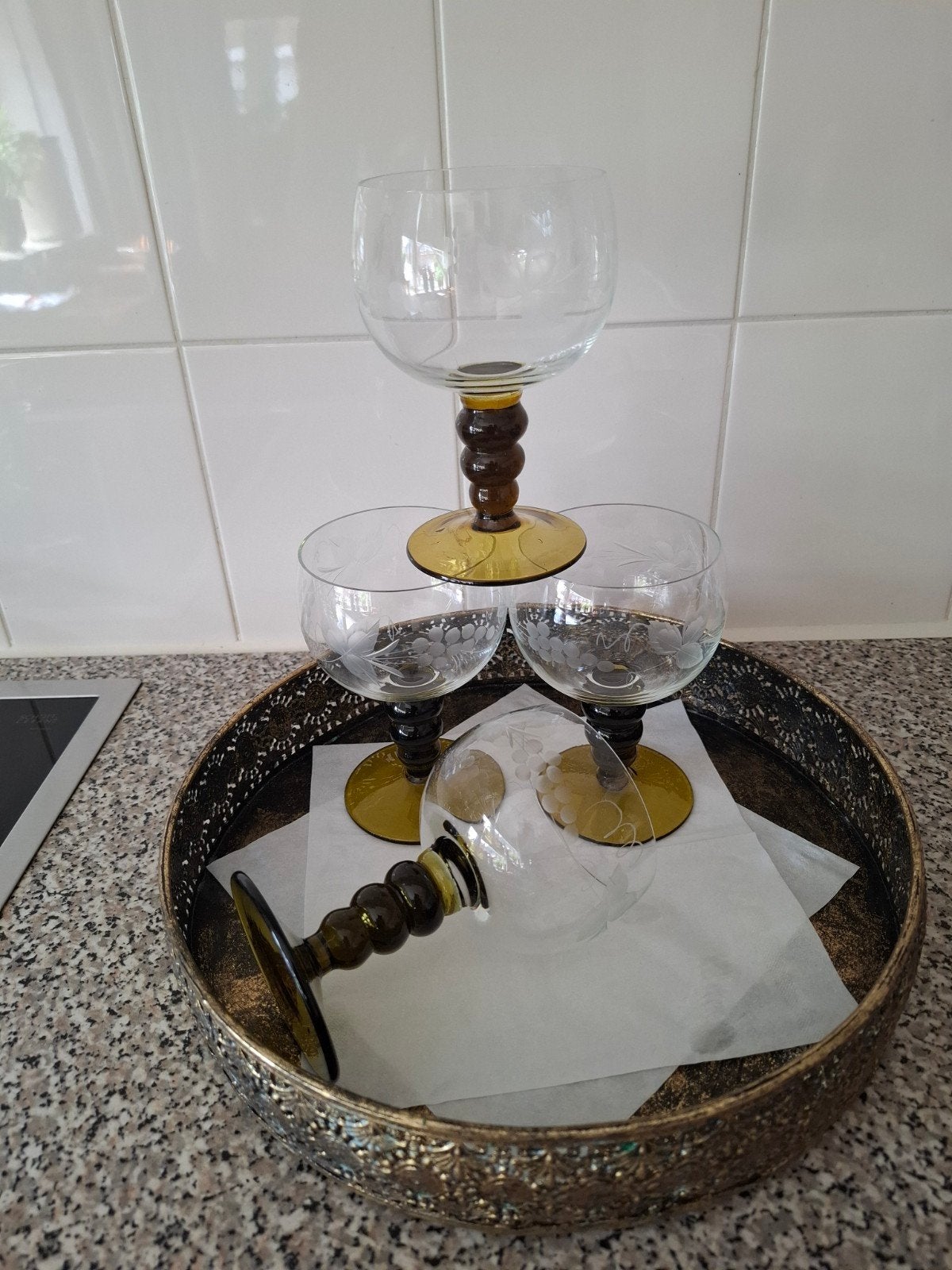 Set van 4 Duitse Roemers / Wijnglazen met Gravure, Antiek en Kunst, Antiek | Glas en Kristal, Ophalen of Verzenden