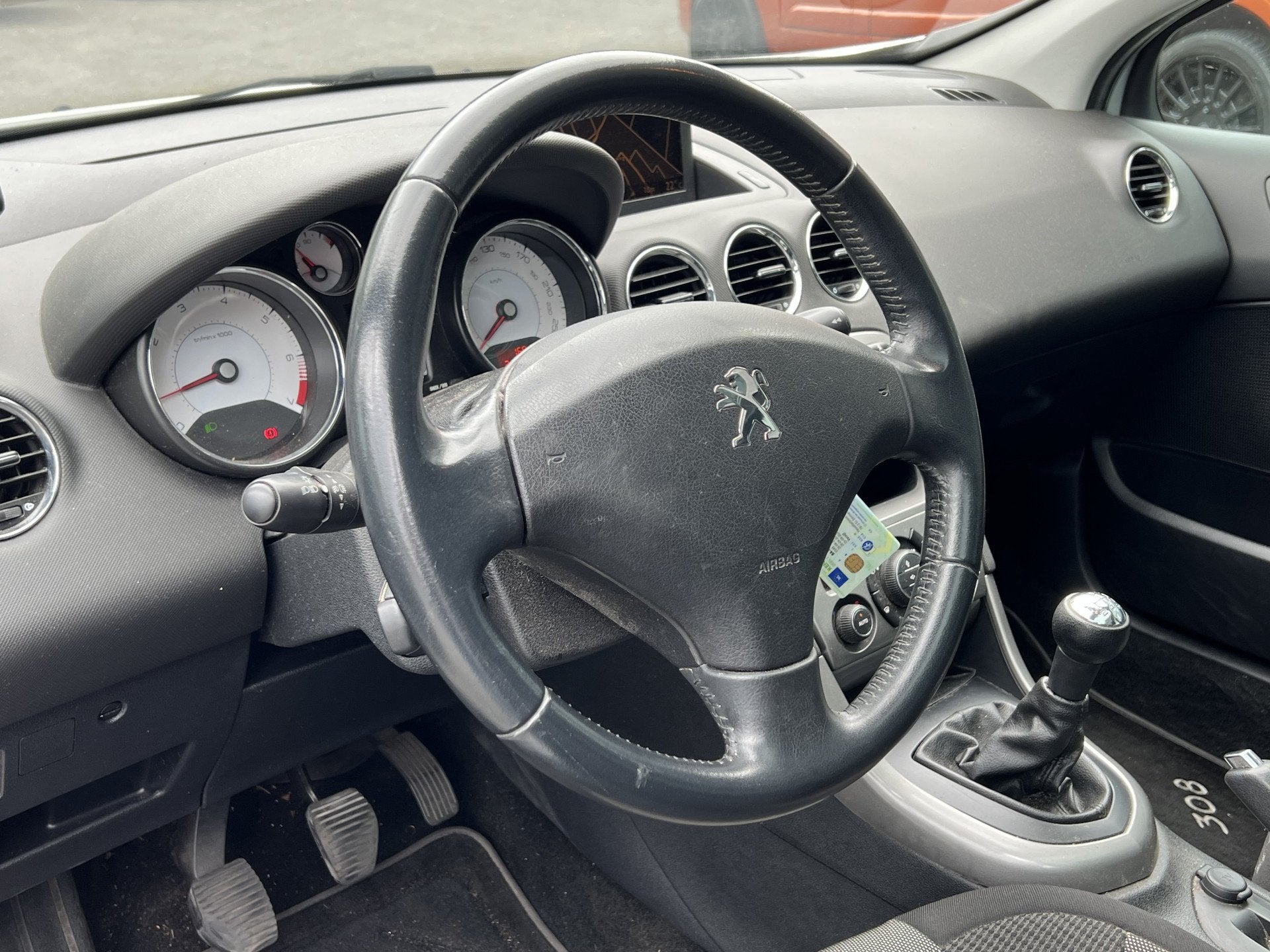 Peugeot 308 1.6 VTi Première | Pano | Navi | Trekhaak, Auto's, Voorwielaandrijving, Euro 5, Stof, Gebruikt