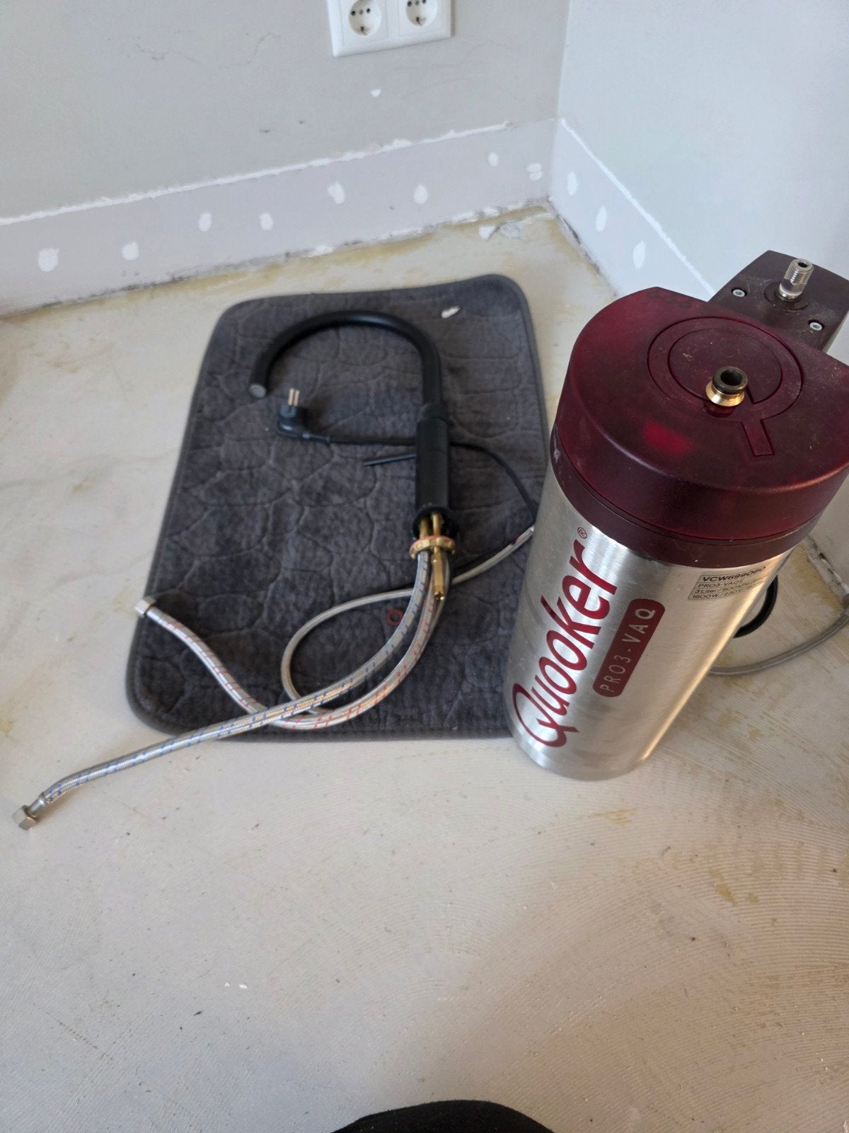 Quooker PRO3-VAQ kokendwaterkraan met reservoir, Ophalen