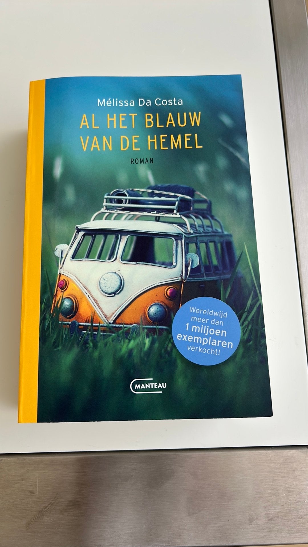 Al het blauw van de hemel, Ophalen, Zo goed als nieuw