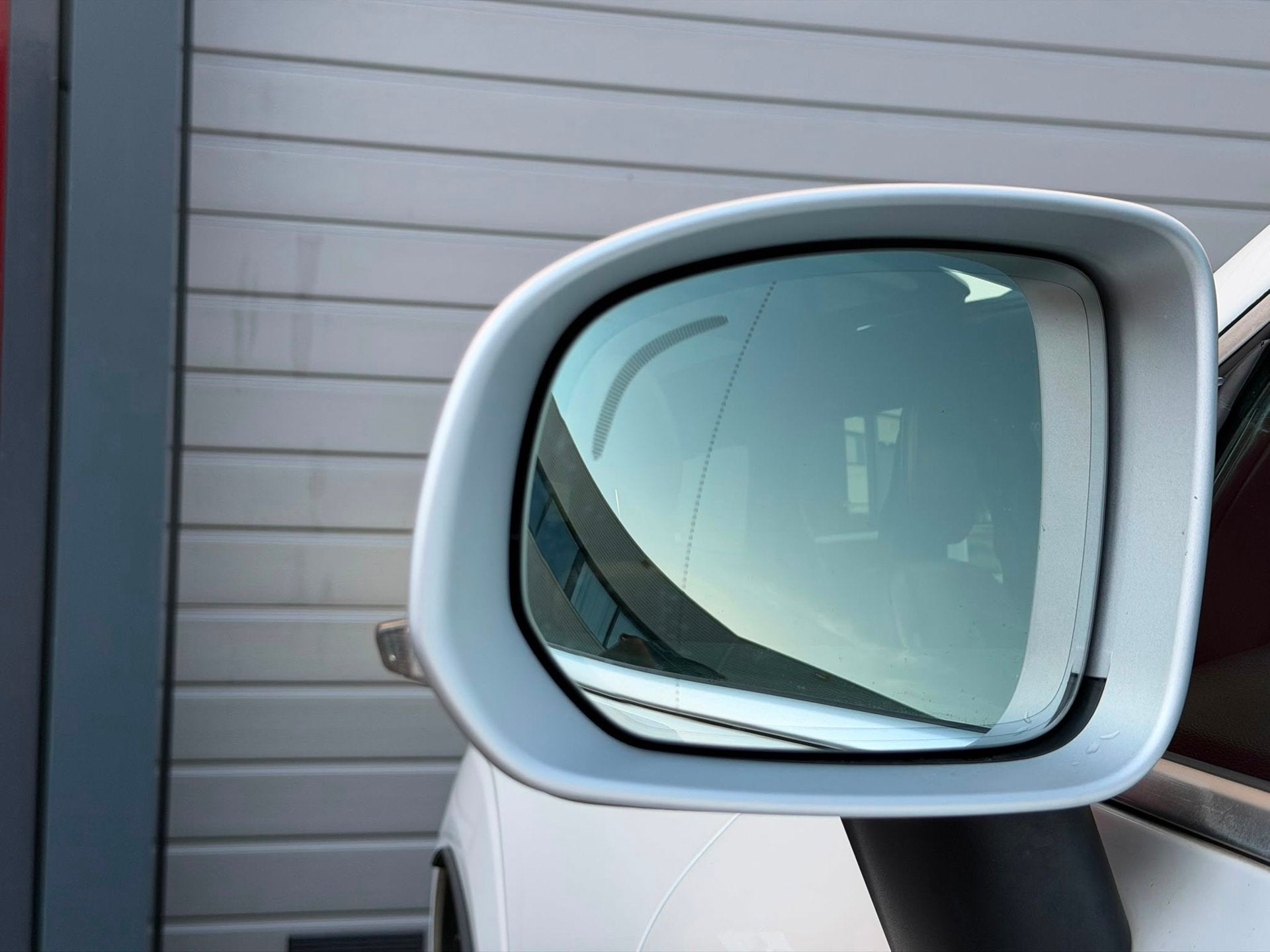 Foto 20 van Volvo XC60 2.0 T6 AWD Inscription PANO/HUD/B&W/360/MEMORY/VO