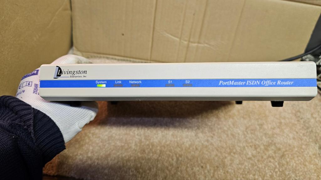 Livingston Portmaster ISDN Office Router, Telecommunicatie, ISDN en ADSL, Ophalen of Verzenden