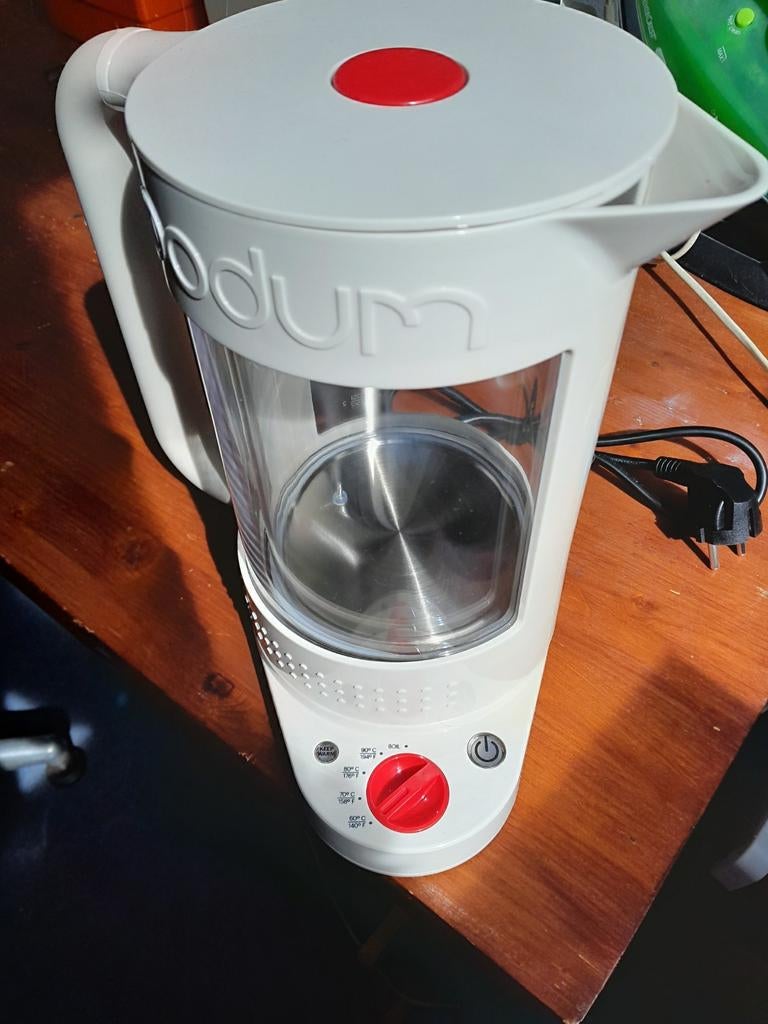 Bodum Bistro premium waterkoker.(koopje), 1 tot 2 liter, Ophalen of Verzenden, Nieuw, Draadloos