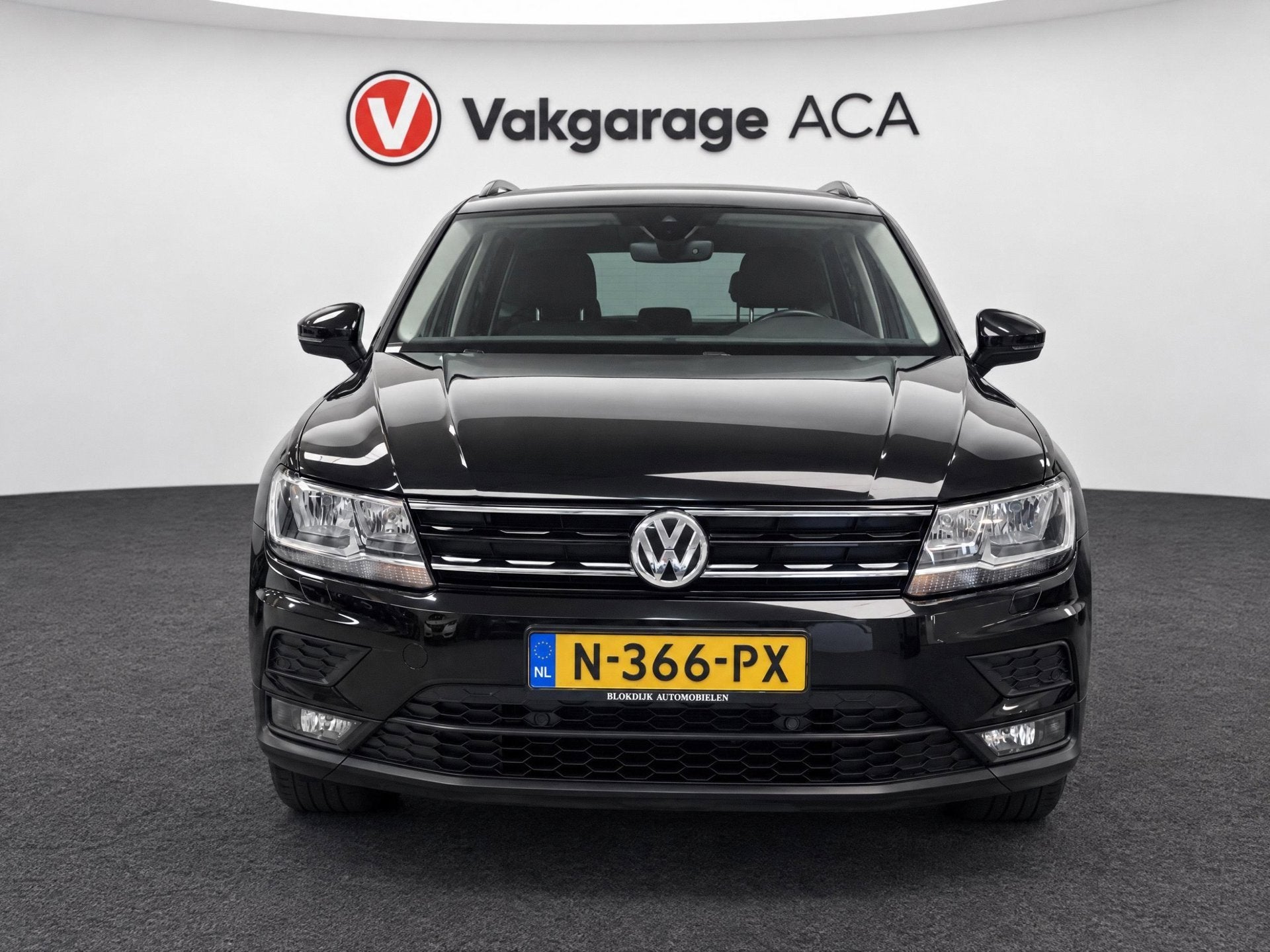 Volkswagen Tiguan 1.4 TSI Comfortline Business // NAVI // TR, Auto's, Voorwielaandrijving, Gebruikt, 4 cilinders, Zwart