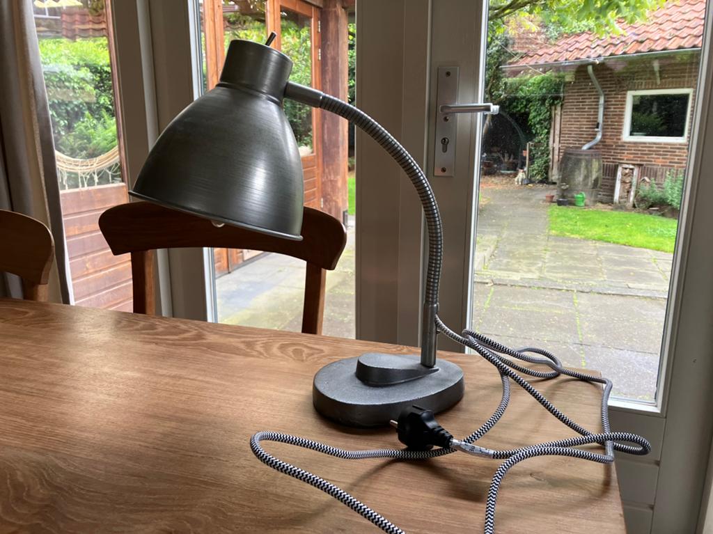 Industriële tafellampen Cup (vt wonen) 2x, Ophalen of Verzenden, Zo goed als nieuw, Minder dan 50 cm
