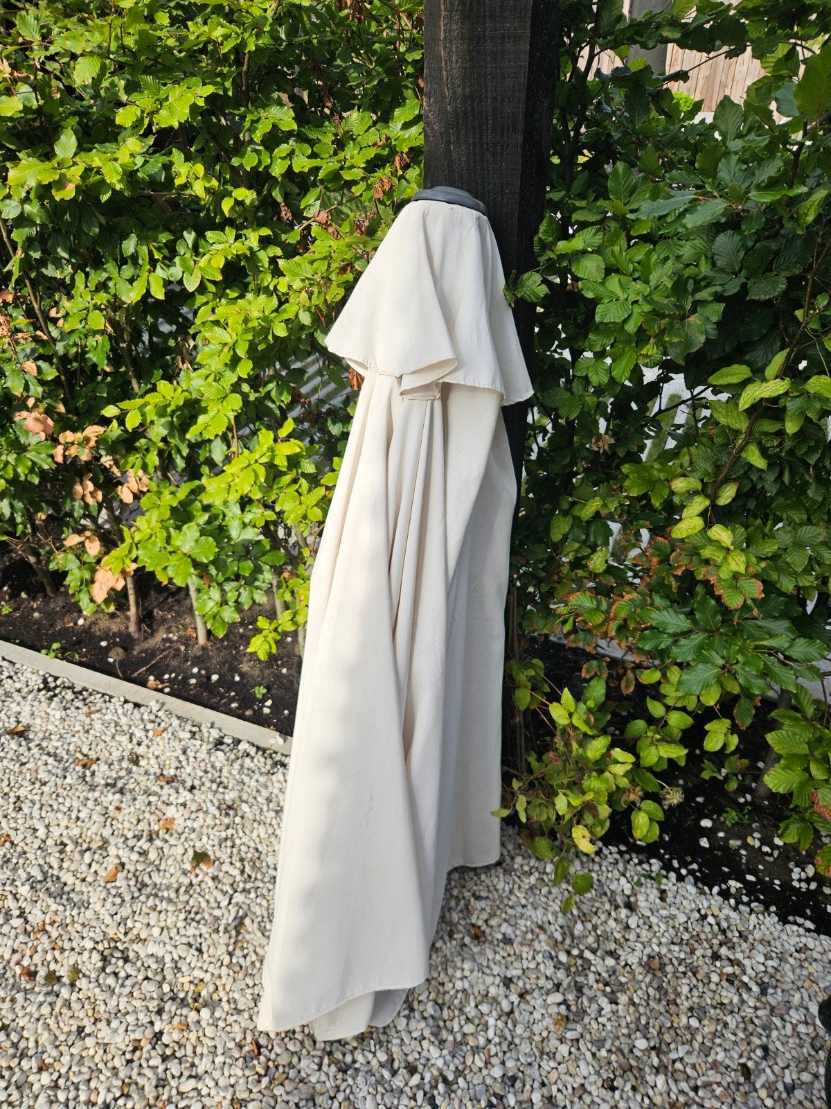 Parasol rond beige - ideaal voor balkon of terras, Ophalen, Gebruikt, 2 tot 3 meter, Stokparasol