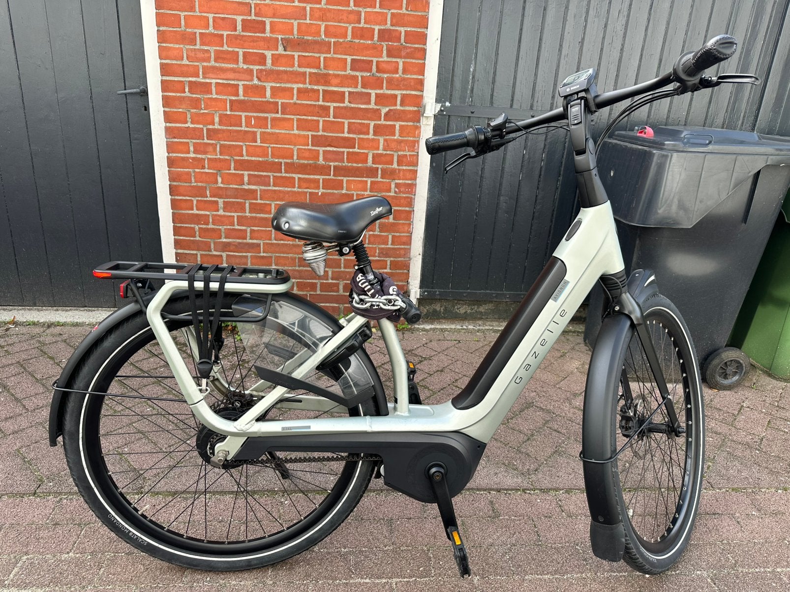Gazelle Avignon C380 HMB LTD L49 pebble grey SE matt 2023, Ophalen of Verzenden, Zo goed als nieuw, 47 tot 51 cm, 50 km per accu of meer