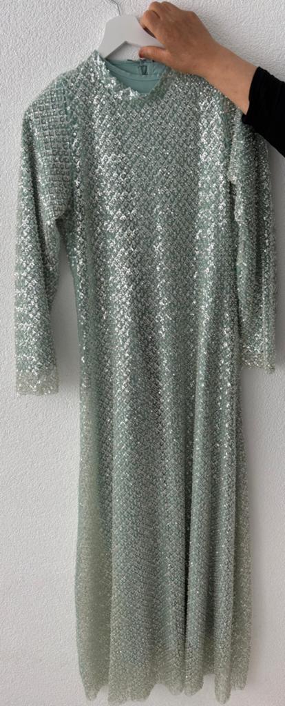 mooie glinsterinde vrouwen jurk, Kleding | Dames, Jurken, Ophalen, Maat 42/44 (L), Gedragen, Onder de knie