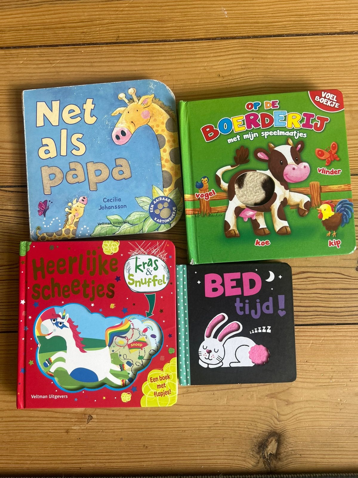 Voel boekjes met stof haren eenhoorn etc, Ophalen of Verzenden