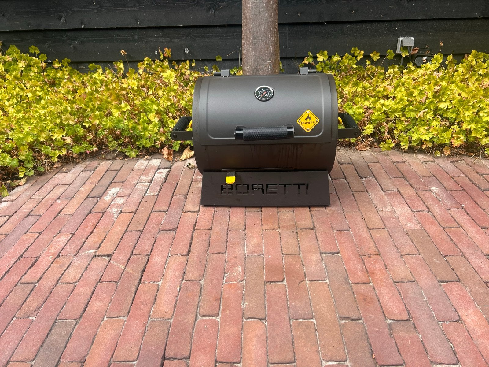 Boretti Barbecue met hoes - fantastische bbq!, Ophalen, Zo goed als nieuw