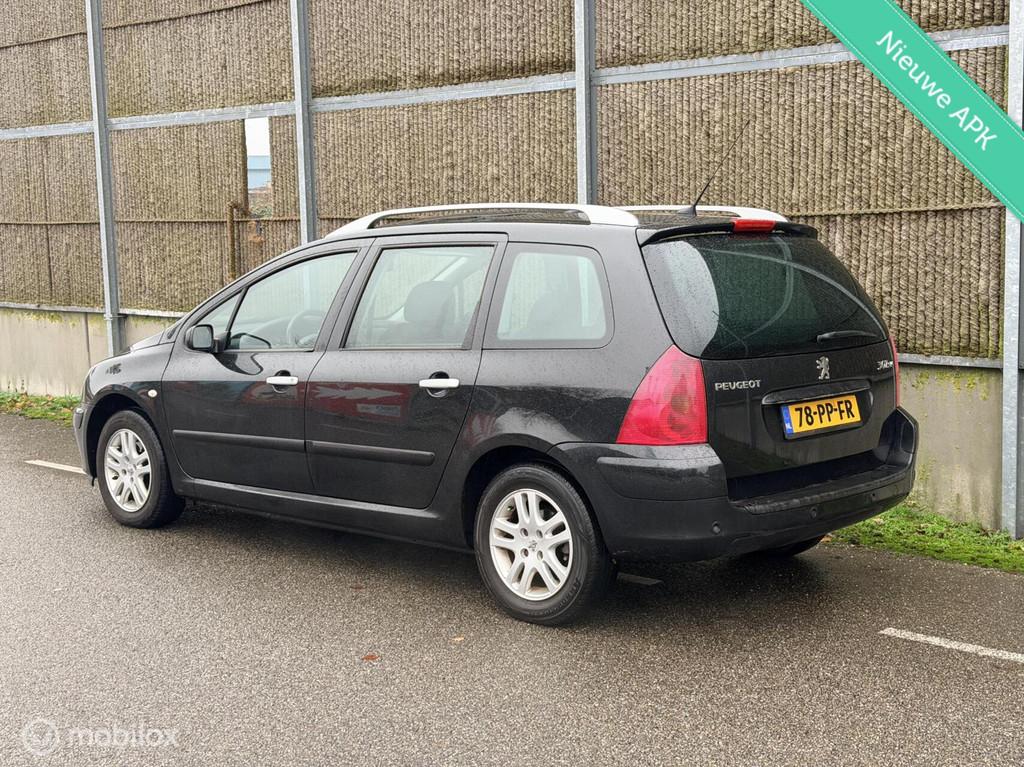 Peugeot 307 SW 1.6 16V NERNAP/APK/CLIMA/7ZITTER, Gebruikt, 4 cilinders, Zwart, Origineel Nederlands