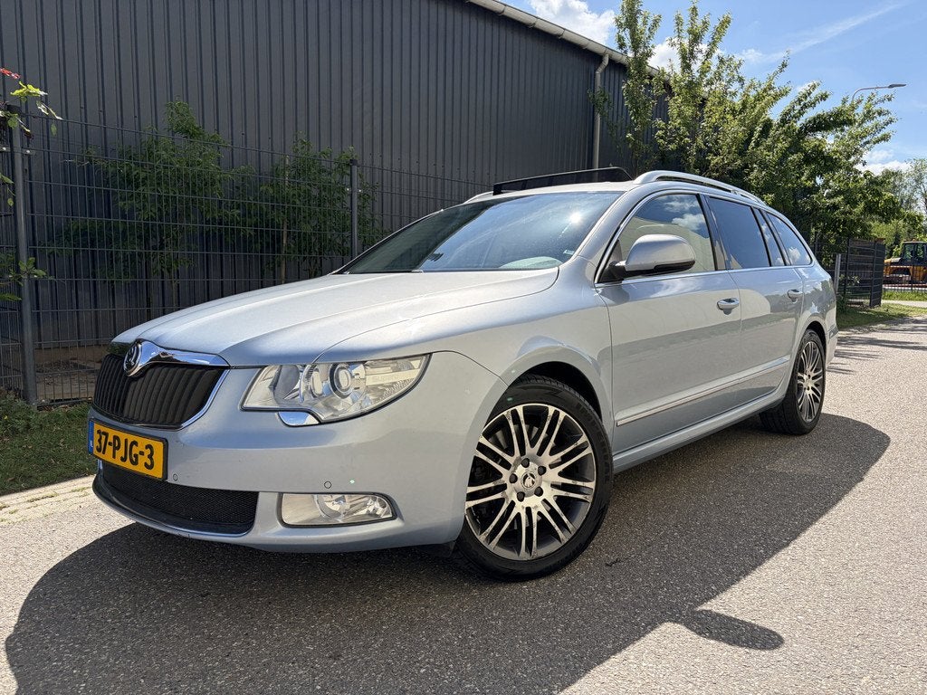 Skoda Superb Combi 3.6 FSI Elegance 4x4 Business Line / AUTO, Auto's, Skoda, Bedrijf, Te koop, Superb, 4x4, ABS, Airbags, Airconditioning