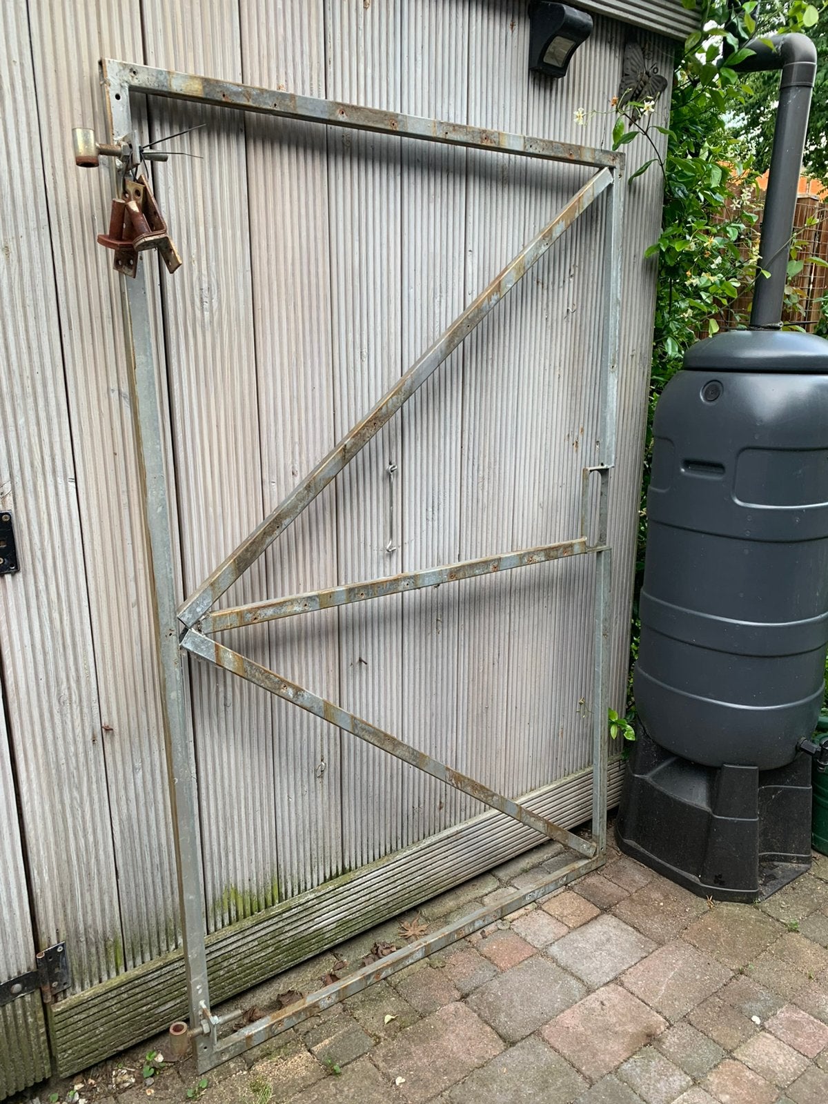 Frame van ijzer, poortdeur, hoog 1.55, breed 1.00 meter, Tuin en Terras, Tuinpoorten, Ophalen, Gebruikt, 100 tot 150 cm, Draaipoort