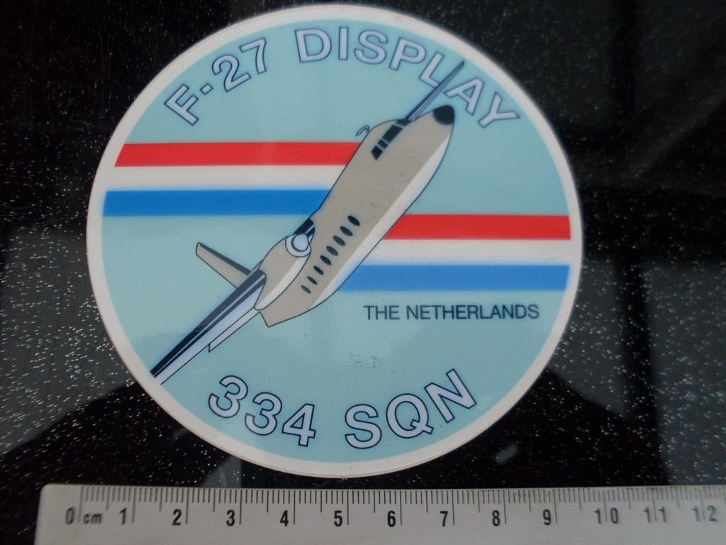sticker F-27 display squadron 334 the netherlands logo leger, Verzenden, Zo goed als nieuw, Bedrijf of Vereniging