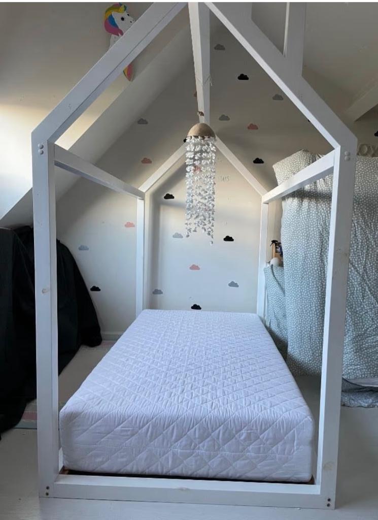 Kinderbed Huis, Kinderen en Baby's, Kinderkamer | Bedden, 85 tot 100 cm, Zo goed als nieuw, 160 tot 180 cm, Ophalen