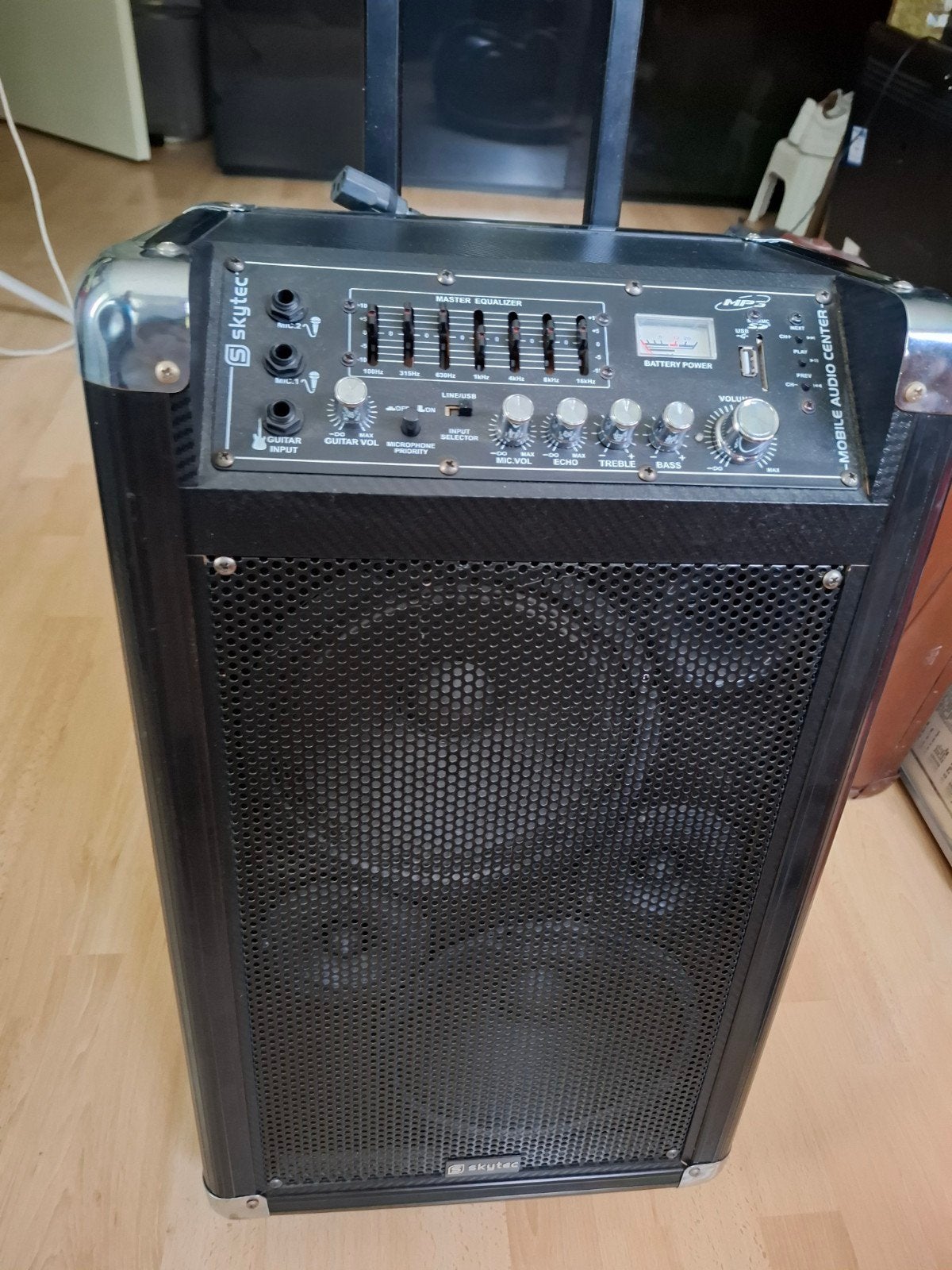 Skytec ST-075 Mobiele Audio Center - 250W Party Speaker, Audio, Tv en Foto, Luidsprekers, Gebruikt, Party speaker, AUX-ingang