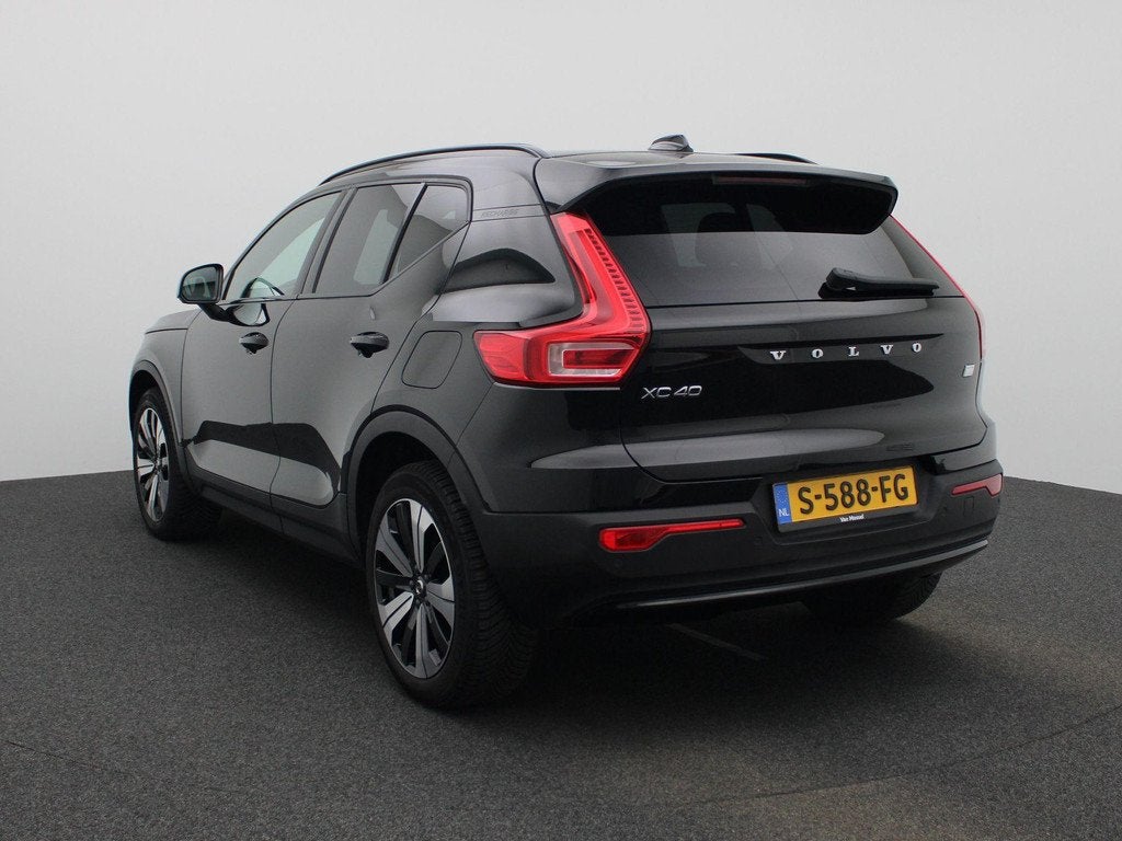 Volvo XC40 Recharge Core 70 kWh | SoH 91% | Trekhaak inklapb, Auto's, 12 maanden, Stof, Zwart, 420 min