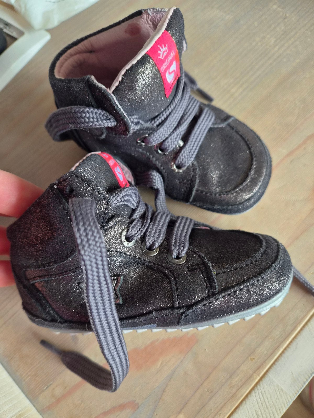schattig shoesme leren schoenen baby bruin brons 20, Kinderen en Baby's, Ophalen of Verzenden, Zo goed als nieuw, Meisje, Schoenen
