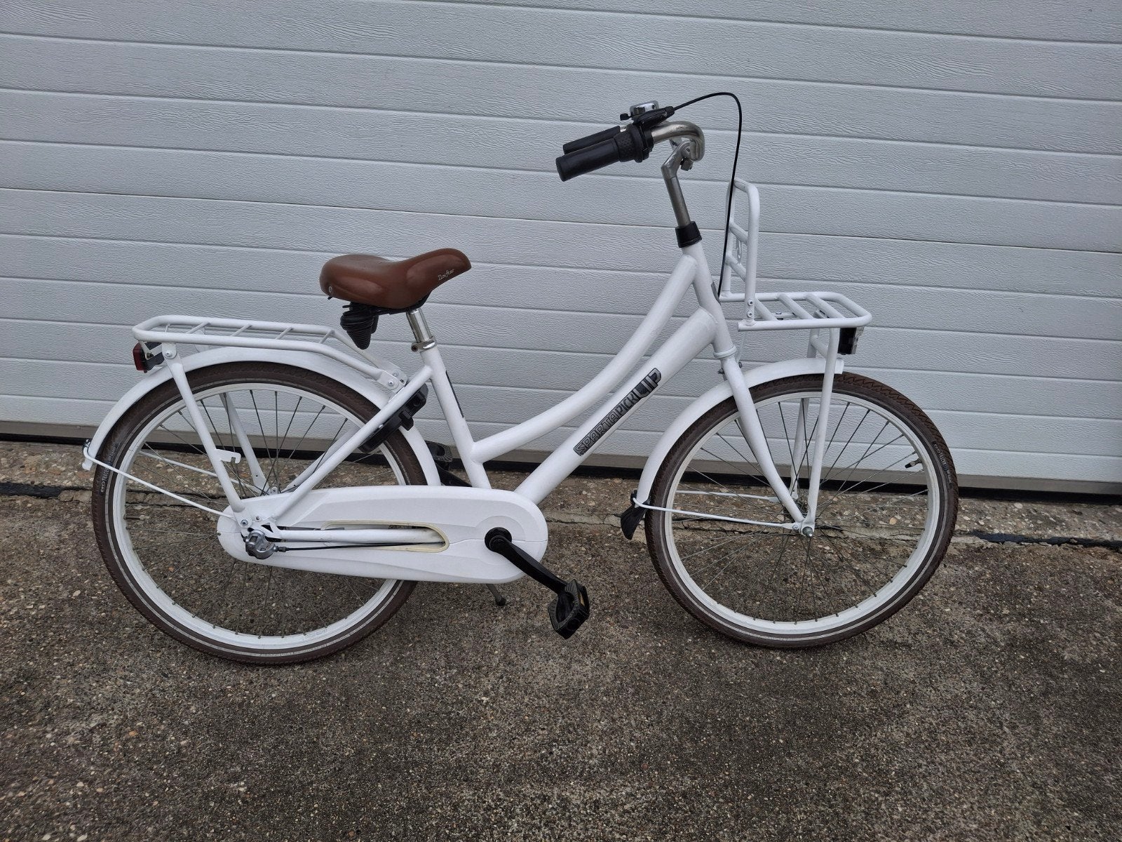 Meisjesfiets 24 inch met versnellingen en terugtraprem., Fietsen en Brommers, Fietsen | Meisjes, Ophalen, Gebruikt, 24 inch, Versnellingen