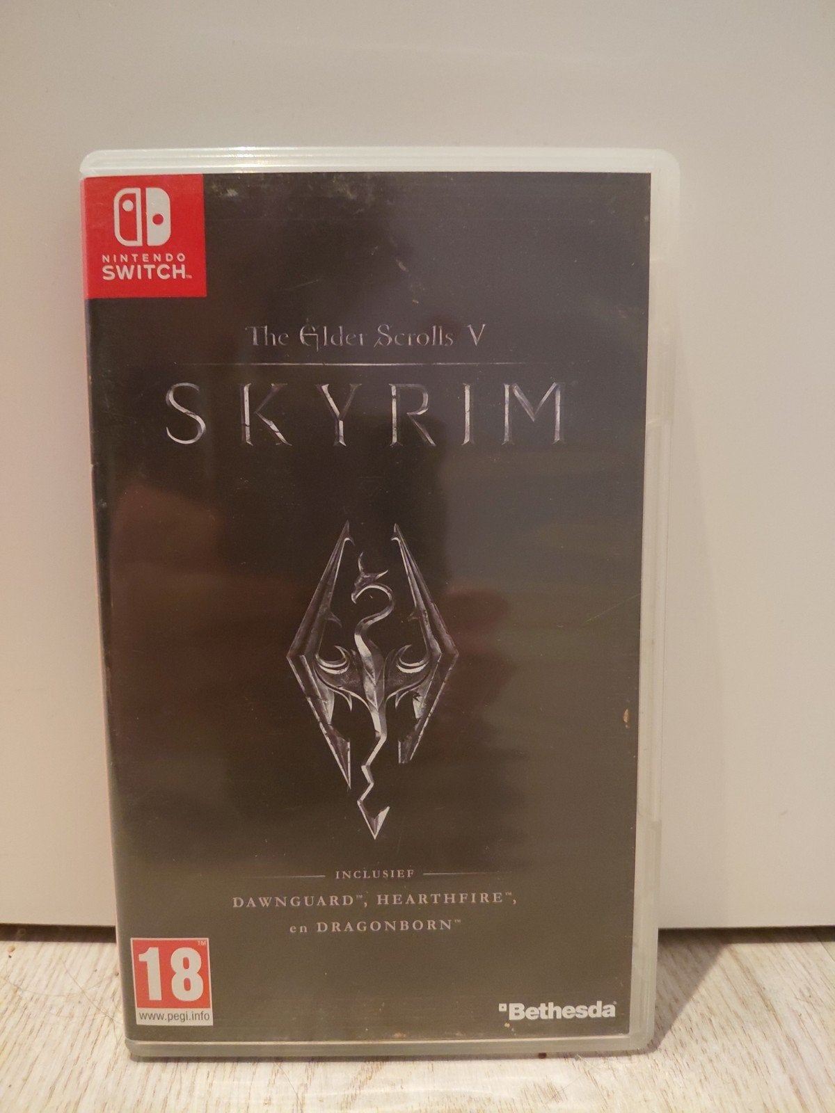The Elder Scrolls V: Skyrim | Nintendo Switch, Spelcomputers en Games, Ophalen, Vanaf 18 jaar, 1 speler, Zo goed als nieuw