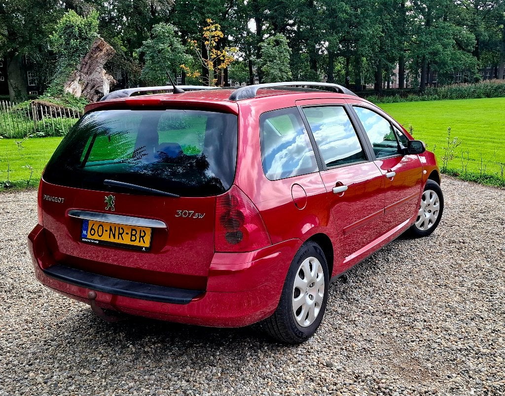 Peugeot 307 1.6 16V SW 1e eigenaar nieuwe apk tot 11-9-27, Auto's, Stof, Zwart, 4 cilinders, Origineel Nederlands