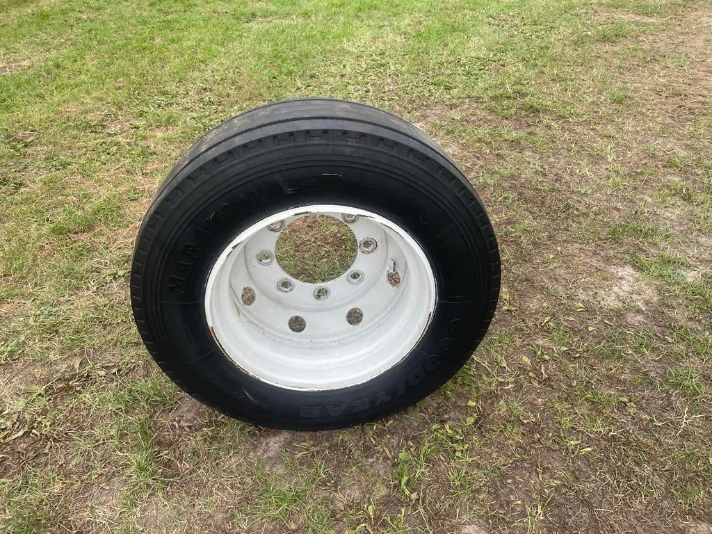 Goodyear vrachtwagenbanden 4 stuks, Ophalen, Gebruikt