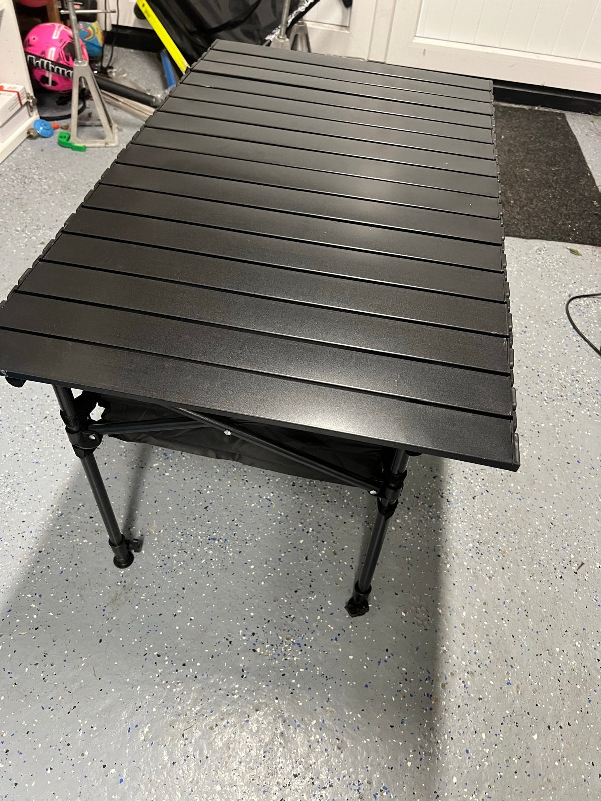 Oprolbare campingtafel - 95x55 cm, Hoogte 50-80 cm, Caravans en Kamperen, Kampeermeubelen, Ophalen of Verzenden, Zo goed als nieuw