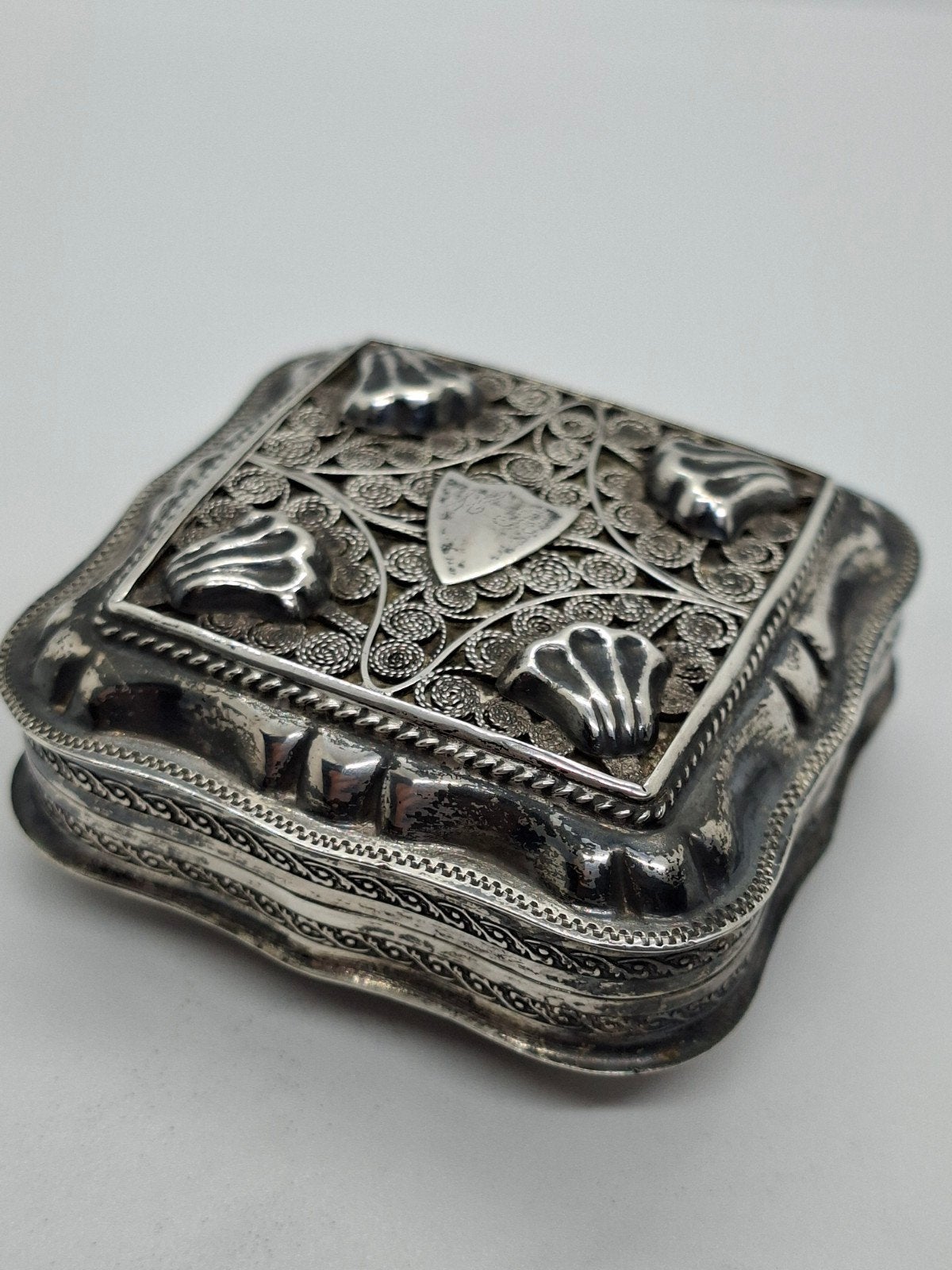 Antiek Zilveren Pillendoosje, ca. 1860, Handgemaakt, Antiek en Kunst, Ophalen of Verzenden