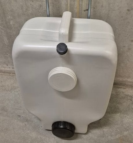 Vuilwatertank caravan in nieuw staat, Ophalen, Zo goed als nieuw