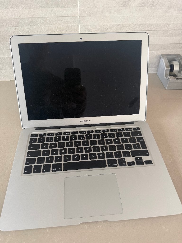 MacBook Air (13-inch, 2015), Computers en Software, Apple Macbooks, Ophalen, Gebruikt, 2 tot 3 Ghz, Qwerty
