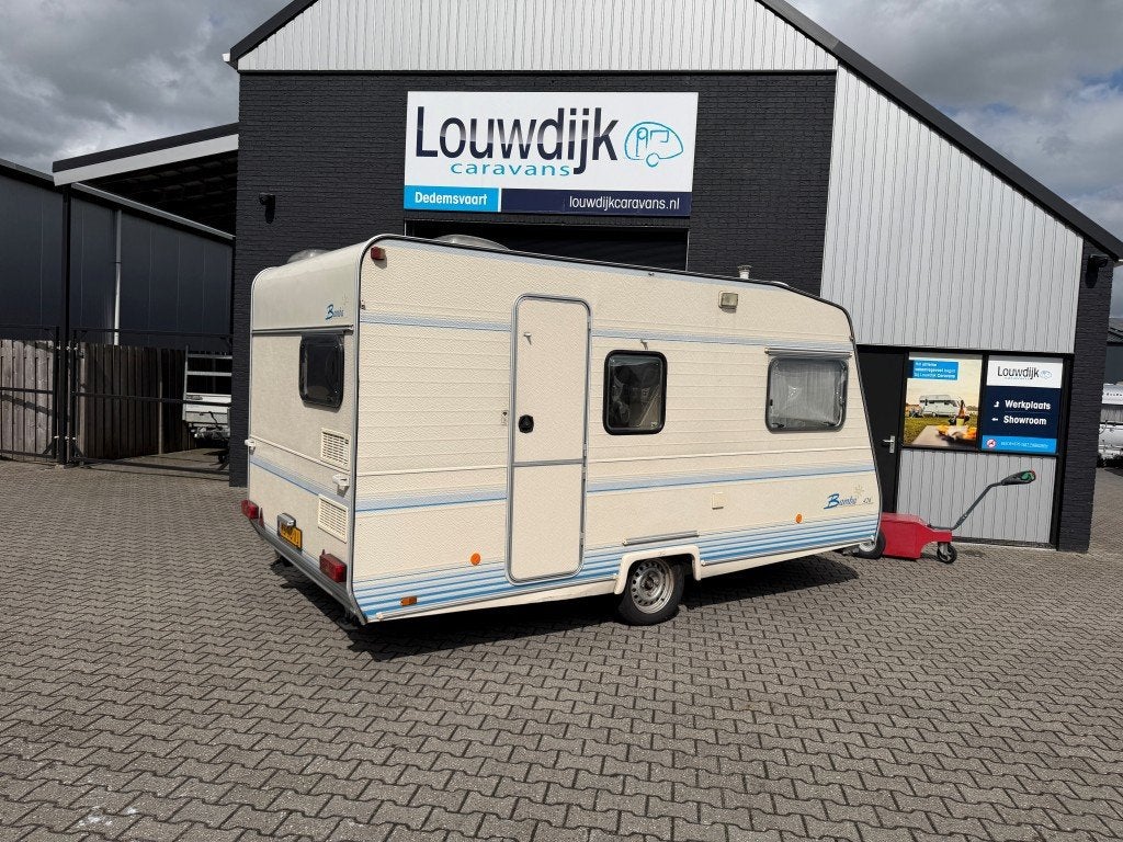 CARAVELAIR Bamba 426 ’98 (Bed 205cm. 840kg), Vast bed, Bedrijf, Treinzit, 750 - 1000 kg