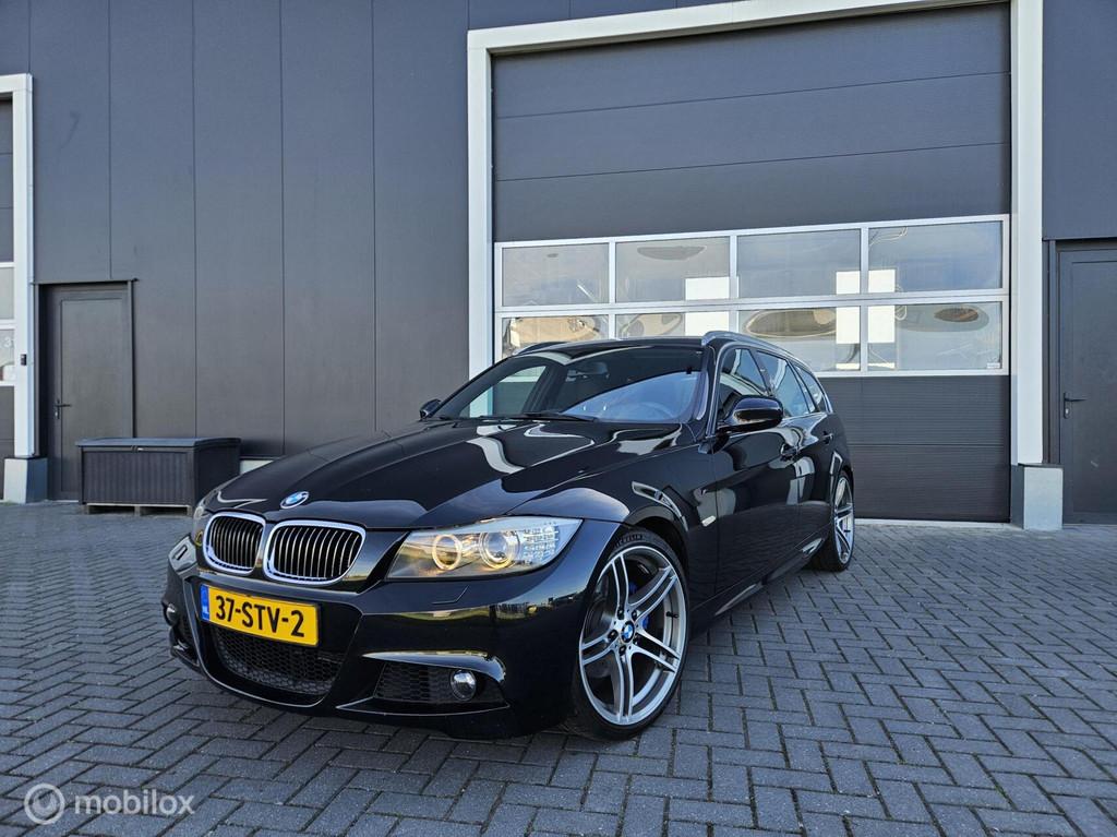 BMW 3-serie Touring 325i 3.0 LCI M Sport Edition | NAP | 5e, Achterwielaandrijving, Gebruikt, Zwart, Parkeersensor