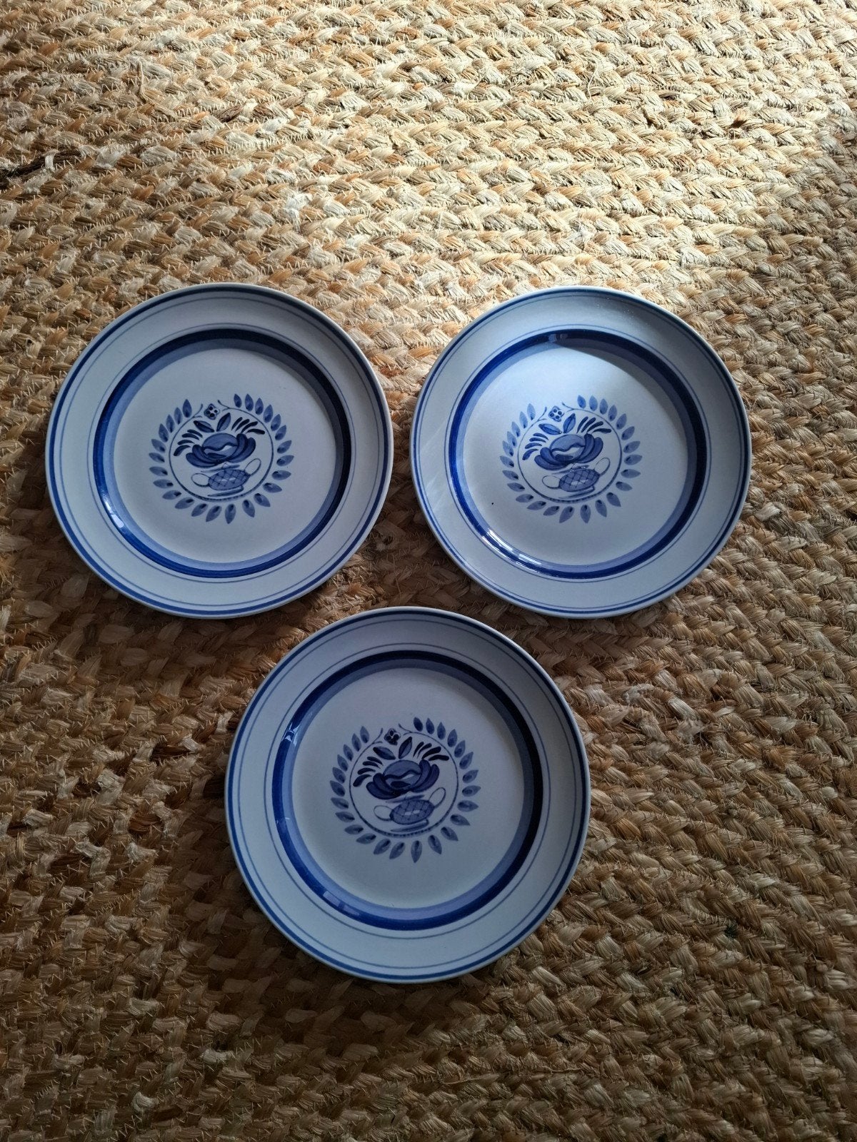 Set van 3 handgeschilderde Arabia borden, Made in Finland, Ophalen of Verzenden