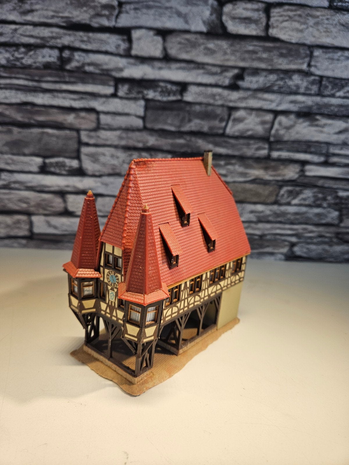 Vakwerkhuis Duits huis Rathaus N spoor trein 1:160, Overige merken, Gebruikt, Gelijkstroom of Wisselstroom, Brug, Tunnel of Gebouw